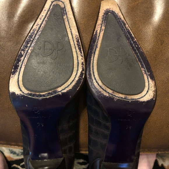 COPY - Donald J Pliner - Brown Stretch Lacia Pumps - Picture 4 of 4